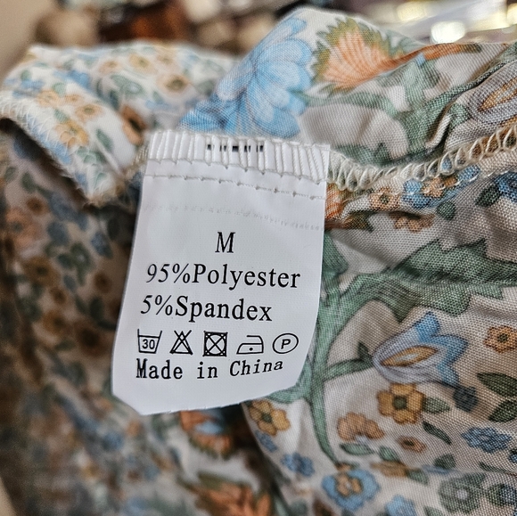 Haute Ellie Boho Floral Maxi Skirt Tiered Pleats Floral Print Round Hem Blue Med - Picture 5 of 16